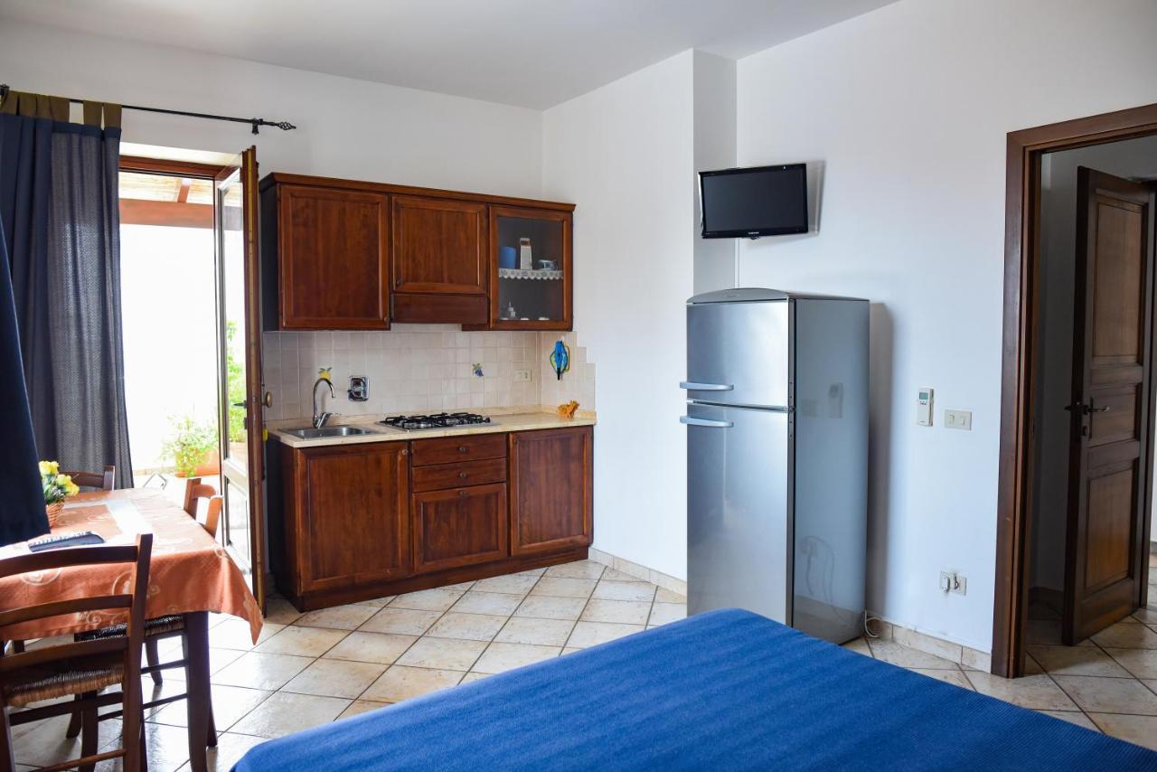 Residence Marina Corta Липари Экстерьер фото